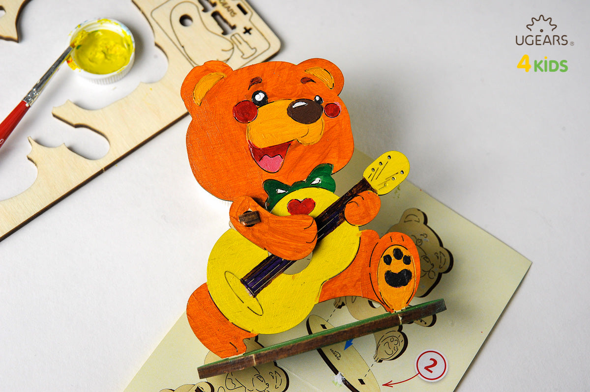 3D Colouring Model Bear-cub