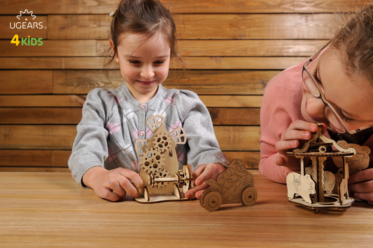 3D Colouring Model Merry-go-round